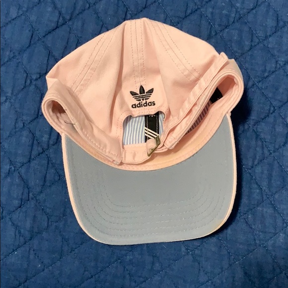 Pink adidas hat - Picture 3 of 3